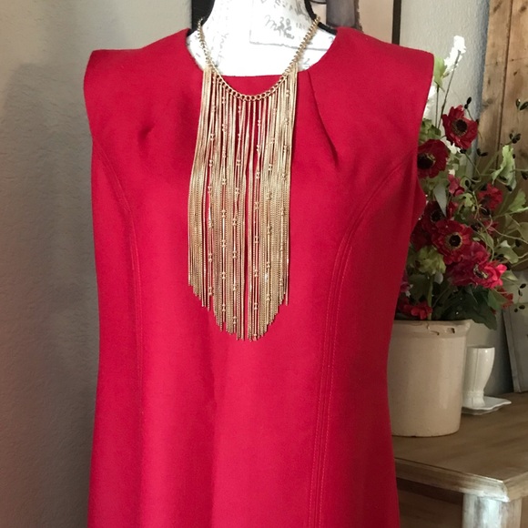 Necklace - Picture 6 of 10